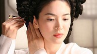 Pada 2007 ia juga tampil dalam film Hwang Jin Yi. Dok. Ist