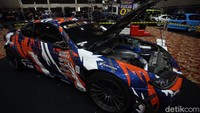 Aneka mobil sport seperti Porsche yang mengikuti lomba, siapa bakal juara?
