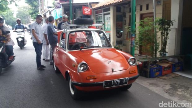Ada Mobil Imut di Jalanan Jakarta, Mobil Apa Ya?