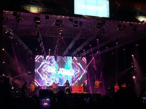 Its Fantastic! Aqua Panaskan Jakarta Lewat Barbie Girl