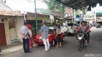 R360 coupe ini punya kapasitas 4 orang dan memiliki mesin 356cc air-cooled bertenaga 16 hp. Saat dirilis pertama kali tahun 1960 mobil diklaim memiliki konsumsi BBM sampai 32 km per liter.