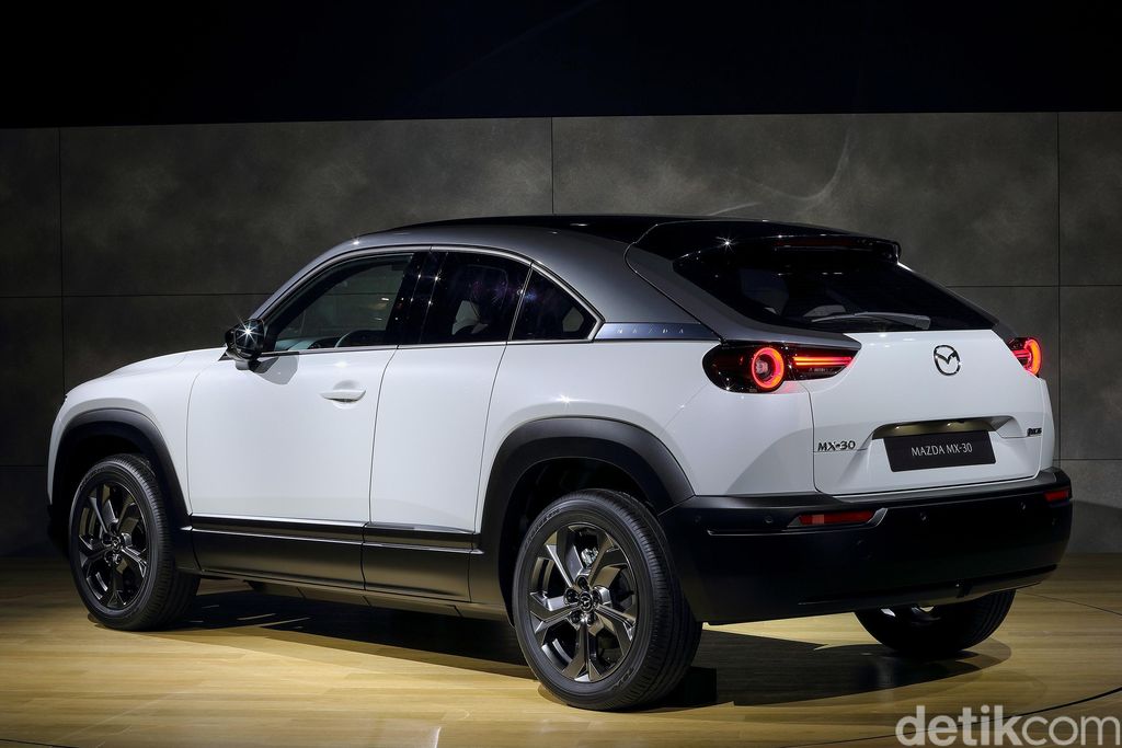 Mobil listrik Mazda MX-30