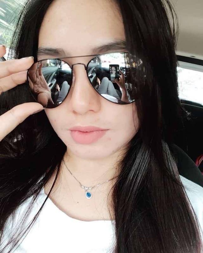 Berdasarkan beberapa postingannya di media sosial, Gita kerap kali tampil dengan gayanya yang kasual. Foto: Facebook