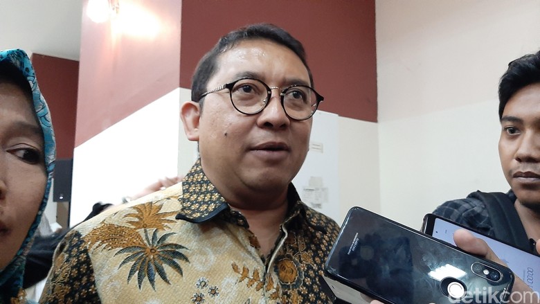 Fadli Zon Anggap Permenag Majelis Taklim Aturan Terpapar Islamofobia Fadli Zon Anggap Permenag Majelis Taklim Aturan Terpapar Islamofobia