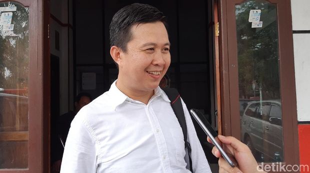 Aktivis ICW Ade Irawan ikut seleksi calon kepala daerah di DPD PDIP Banten