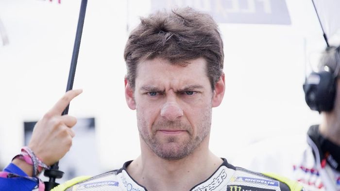 Cal Crutchlow kesal dengan Honda Repsol usai mengambil tiga teknisinya demi Alex Marquez. (Foto: Mirco Lazzari gp / Getty Images) Cal Crutchlow kesal dengan Honda Repsol usai mengambil tiga teknisinya demi Alex Marquez. (Foto: Mirco Lazzari gp / Getty Images)