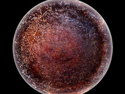 Keren! Ketika Pantat Wajan Disulap seperti Planet Alien