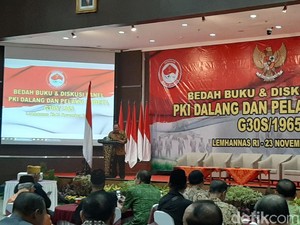 Prabowo Minta Guru Ceritakan Sejarah Kekejaman PKI ke Siswa