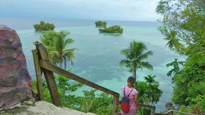 Pantai Adoki Raja Tiga Pantai Adoki Raja Tiga