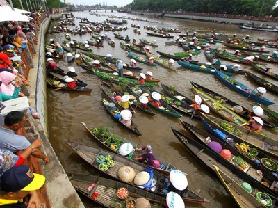 Sungai dan Fungsinya Bagi Masyarakat di Kalimantan