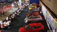 Setiap komunitas mobil Honda yang berpartisipasi dalam acara ini pun akan menampilkan mobil maskot komunitasnya masing-masing. Selain itu, jajaran mobil Honda Accord dan Honda Civic generasi pertama hingga generasi kesepuluh akan ditampilkan pada area The Legacy of Accord dan The Wonder of Civic, sehingga para pencinta mobil antik dapat memanjakan matanya di area ini.