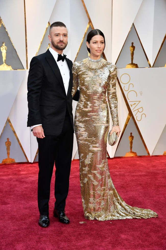 4. Perjanjian Pra Nikah Rp 7 Miliar Sama seperti pernikahan selebriti lainnya, Justin Timberlake dan Jessica Biel juga memiliki perjanjian pra nikah. Dalam perjanjian tersebut, Jessica meminta Justin untuk membayar senilai US$ 500 ribu atau sekitar Rp 7 miliar jika sang suami menyimpang dalam pernikahan, termasuk jika ia ketahuan berselingkuh.  Foto: Getty Images Foto: Getty Images