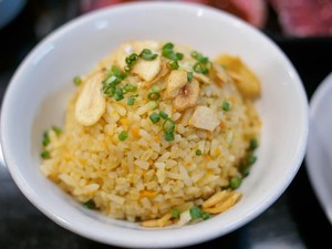 Yuk , Bikin Sinangag, Nasi Goreng Bawang Putih Filipina yang Sedap!