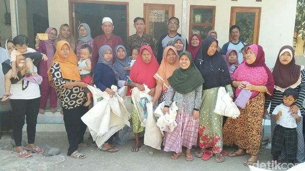 Sejahtera Bersama Melalui Bank Sampah Ala BUMDes Kalibangka Cirebon