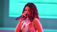 Setelah putus dari Justin Bieber, Selena Gomez minta tidak ada crew yang bernama Justin. Foto: Kevin Winter/Getty Images for dcp