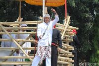 Sakralnya Tradisi Pencucian Benda Pusaka di Ciamis