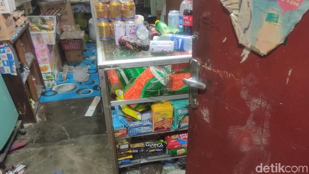 Gerombolan anak sekolah bermotor bikin  onar di Medan