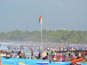 Semoga Liburan Akhir Tahun di Pangandaran, Harganya Tak Ditembak