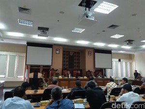 DPRD Sulsel Kritik Gubernur Umumkan Dana Bantuan Daerah yang Belum Disahkan