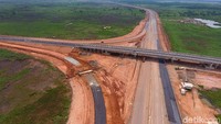 Ruas tol Terpeka yang dinilai dapat meningkatkan konektivitas antara provinsi Lampung dengan provinsi Sumatera Selatan ini terhubung dengan berbagai kawasan-kawasan produktif, sehingga dapat mendukung pertumbuhan ekonomi, mengurangi biaya logistik, dan menciptakan pusat-pusat ekonomi baru di Sumatera.