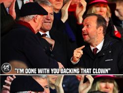 Phil Jones dan Solksjaer Jadi Bulan-bulanan Netizen