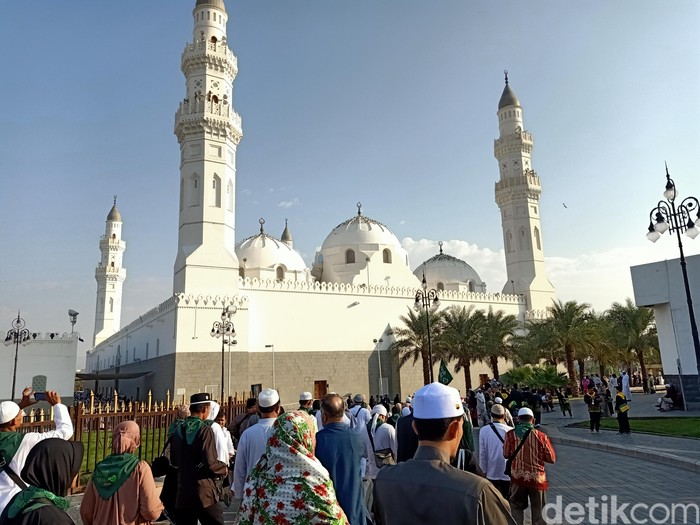 Sejarah Dan Keutamaan Sholat Di Masjid Quba Pahalanya Setara Umrah