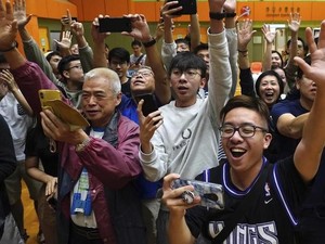 Pemilu Hong Kong, Partai Pro-Demokrasi Menangkan Hampir 90 Persen Kursi