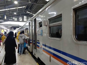 Hadapi Nataru, Daop II Bandung Siapkan 91 Perjalanan Kereta Api
