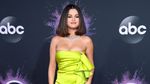 2 Tahun Vakum, Selena Gomez Mencolok di AMAs 2019