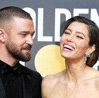 6. Jessica Biel Pernah Mengatakan Justin Timberlake Pria SetiaDalam wawancaranya dengan Marie Claire beberapa tahun silam, ibu satu anak itu pernah membanggakan kesetiaan sang suami. Kami menganut nilai kehidupan yang sama: kami percaya dengan kesetiaan, kejujuran. Kami suka untuk bersenang-senang. Kami memiliki banyak kesamaan, ucap Jessica.  Foto: Getty Images