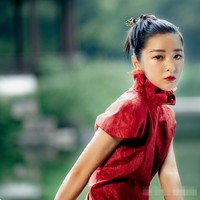 Xu Jiao pernah mengungkapkan dalam sebuah wawancara kalau dia merasa tertekan karena menjadi sorotan orang banyak. Itu salah satu alasan mengapa saya berangkat ke Amerika untuk belajar. Dengan pergi ke luar negeri. Saya bisa menyeimbangkan antara ketenaran dan mempertahankan ruang saya sendiri, dan antara bekerja dan belajar, katanya. Foto: Dok. Weibo with new cosplay