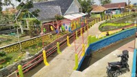 Konsepnya memang kekinian dan berwarna warni, menyesuaikan keinginan anak muda. Bisa jadi lokasi foto-foto di kampung ini. (Dadang Hermansyah/detikcom)