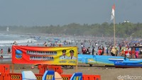 Semoga dengan penataan dan pembangunan ini, wisatawan jadi banyak yang liburan ke Pantai Pangandaran ya! (Faizal Amiruddin/detikcom)