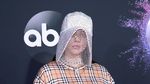 Penampilan Billie Eilish yang Disebut Mirip Peternak Lebah
