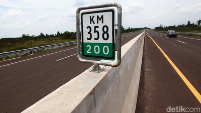 Mantab, Jokowi Resmikan Tol Kayu Agung-Palembang