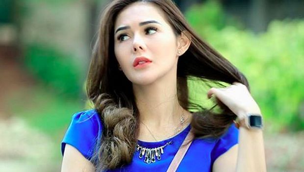 Artis 'Kembaran' Astrid Tiar Ternyata Digugat Cerai Suami!