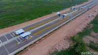 Beginilah penampakan di pintu tol Kayuagung yang menjadi titik awal penghubung ruas tol Kayuagung-Palembang yang ditargetkan selesai pada akhir tahun ini.
