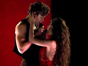 Move On dari Camila Cabello, Shawn Mendes Meditasi Buang Energi Negatif