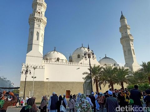 Masjid Quba di Madinah. Masjid yang pertama kali dibangun Rasulullah