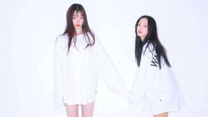 Goo Hara dan Sulli Goo Hara dan Sulli