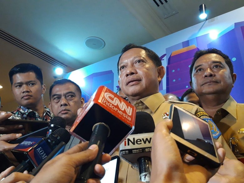 Tito: Politik RI Stabil Setelah Gabungin 01-02, Tinggal Urusan 212 Tito: Politik RI Stabil Setelah Gabungin 01-02, Tinggal Urusan 212