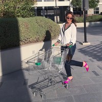 Tak mau hanya sekadar menjadi model, Ghaliah juga meluncurkan hastag #AnaGhaliah lewat Instagramnya @ghaliahamin yang diterjemahkan menjadi saya berharga. Melalui hashtag itu dia ingin menginspirasi sesama wanita lainnya yang bertubuh curvy. Dia ingin mereka memahami bahwa setiap orang memiliki kesempatan untuk mengembangkan diri. Foto: instagram @ghaliahamin