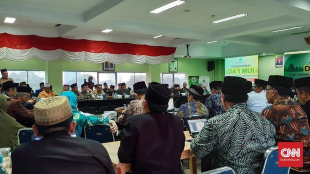 Dialog Para Dai di Forum Standarisasi Pendakwah MUI