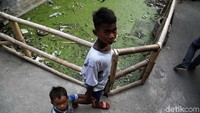 Hingga kini perkampungan itu masih tetap dihuni oleh warga.