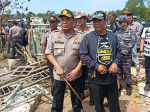 Polda Kalsel Tepis Isu Kebakaran Hebat di Pulau Sebuku Disengaja