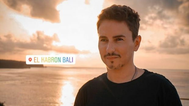 Bali, Senja & Jorge Lorenzo