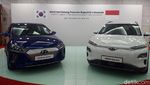 Ke Pabrik Hyundai, Jokowi Tanda Tangani Mobil Listrik