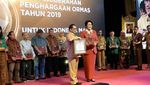 Kemendagri Beri Penghargaan Pada Ormas Berprestasi