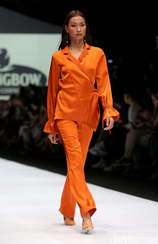 Fashion show Paulina Katarina terinspirasi dari wanita urban yang independen dan percaya diri, di Jakarta Fashion Week 2020, Senayan City, Jakarta. Senin [28/10/2019]. Foto: Rachman Haryanto/detikcom