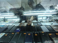 Awas! Pedagang Berani Jual Ponsel BM Bakal Disikat